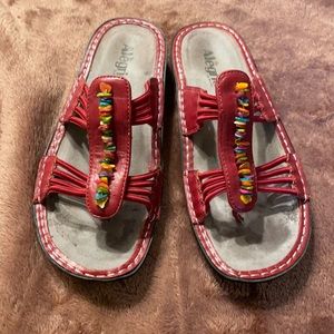 Algeria PIS-615 Red Sandals